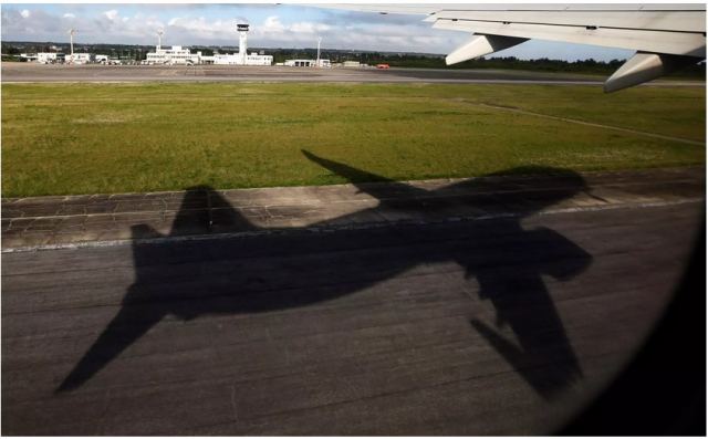 Πιλότος λιποθύμησε εν ώρα πτήσης και το αεροπλάνο αναγκάστηκε να προσγειωθεί στη Θεσσαλονίκη