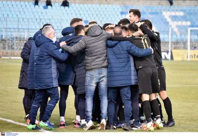 Γκολ στο ντεμπούτο του ο Μπανγκουρά (2-0)
