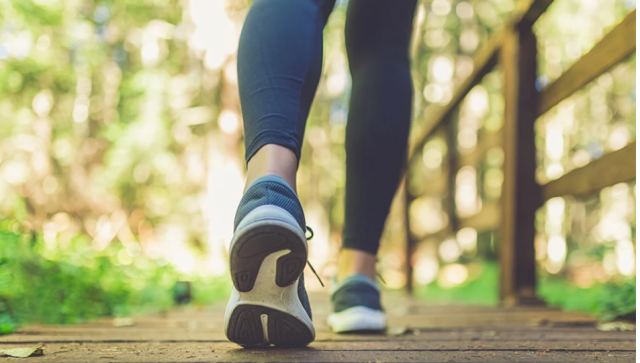 Πόσα βήματα πρέπει να κάνετε την ημέρα για να μειώσετε τον κίνδυνο άνοιας: Οι ειδικοί απαντούν