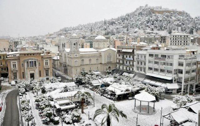Έρχονται χιόνια και παγετός - Πότε θα χιονίσει μέσα στη Λαμία