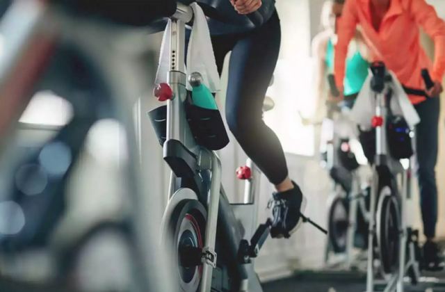 Ο Παγκόσμιος Οργανισμός Υγείας διαπιστώνει πως ένας στους τρεις ενήλικες δεν έχει επαρκή σωματική άσκηση και εξηγεί τους κινδύνους