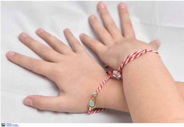 Ρόδος: Αποκάλυψε στη μάνα της ότι την βίαζε ο σύντροφός της – Σημεία και τέρατα σε σπίτι με 3 μικρά παιδιά