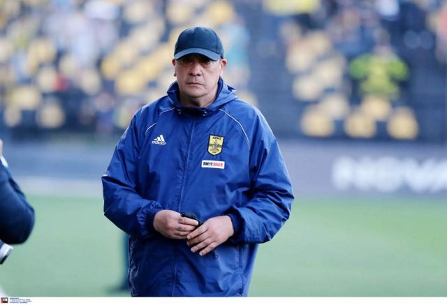 Άρης: Τελειώνει ο Μπούργος μετά την ήττα από τον Παναιτωλικό