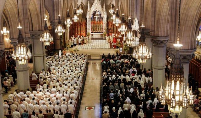 Πρώην επίσκοπος συγκάλυπτε για 25 χρόνια σεξουαλική κακοποίηση παιδιών από ιερείς