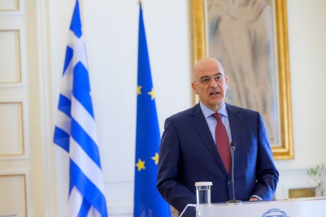 Στην Ουκρανία την Κυριακή ο Νίκος Δένδιας ως επικεφαλής ανθρωπιστικής αποστολής