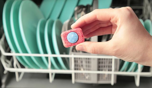 Αμαλιάδα: Πέρασε το απορρυπαντικό πλυντηρίου για γλυκό και το έφαγε