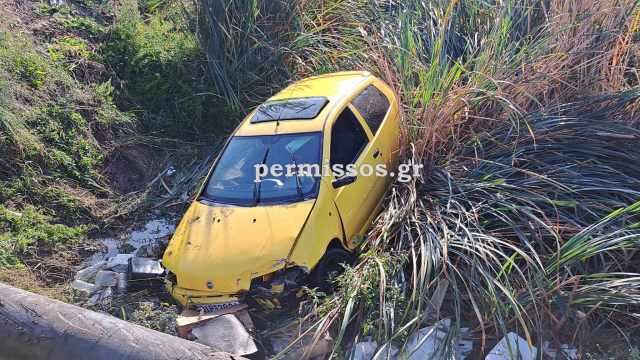 Θανατηφόρα εκτροπή σε χαντάκι - Νεκρός 34χρονος (ΒΙΝΤΕΟ)