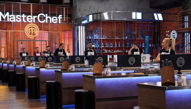 Masterchef: Σκληρές μονομαχίες για το Silver Award και 10.000 ευρώ