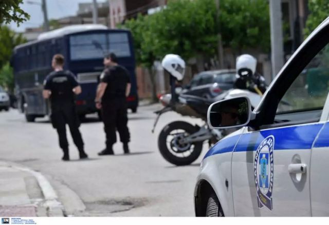 Πατέρας και αδερφός «απήγαγαν» 22χρονη και την έκλεισαν σε υπόγειο – Δεν συμφωνούσαν με τη σχέση της