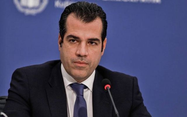 Θάνος Πλεύρης: Επιστρέφονται αναδρομικά τα πρόστιμα για το εμβόλιο του κορωνοϊού στους άνω των 60