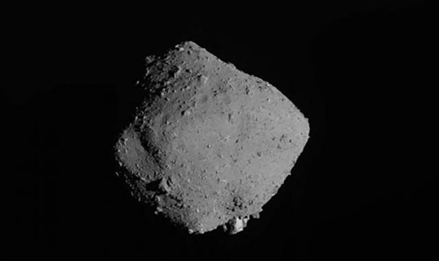 Η Ιαπωνία βρήκε μια σταγόνα νερού στον αστεροειδή Ριούγκου