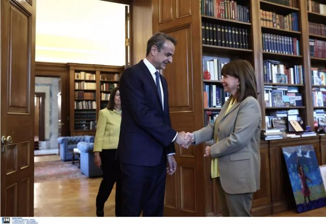 Ο Κυριάκος Μητσοτάκης επέστρεψε τη διερευνητική εντολή - «Τρέχουν» οι διαδικασίες για εκλογές στις 25 Ιουνίου