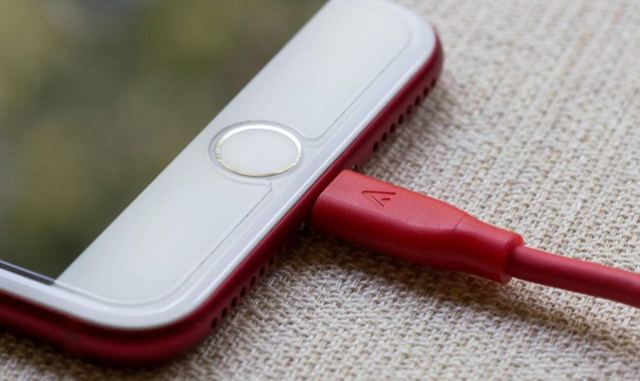 Τέλος οι διαφορετικοί φορτιστές! Από πότε καθιερώνεται ο ενιαίος και για ποιες συσκευές