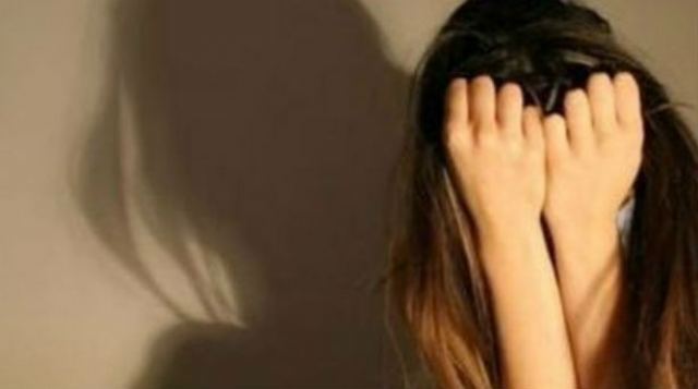 Σοκ: Βίασαν 15χρονη μέρα μεσημέρι - Έπιασαν τον έναν, αναζητούν το δεύτερο δράστη!