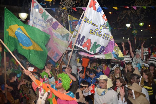 Δείτε φωτογραφίες από την έναρξη του 58ου Καρναβαλιού Μακρακώμης