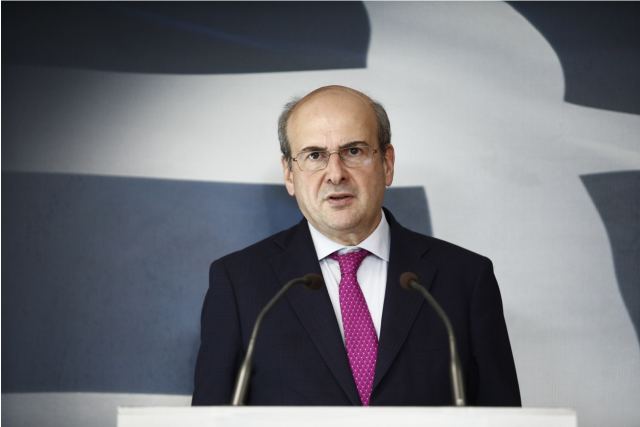 Συνάντηση Χατζηδάκη με την Ένωση Τραπεζών: POS παντού και επιδόματα μέσω χρεωστικών καρτών