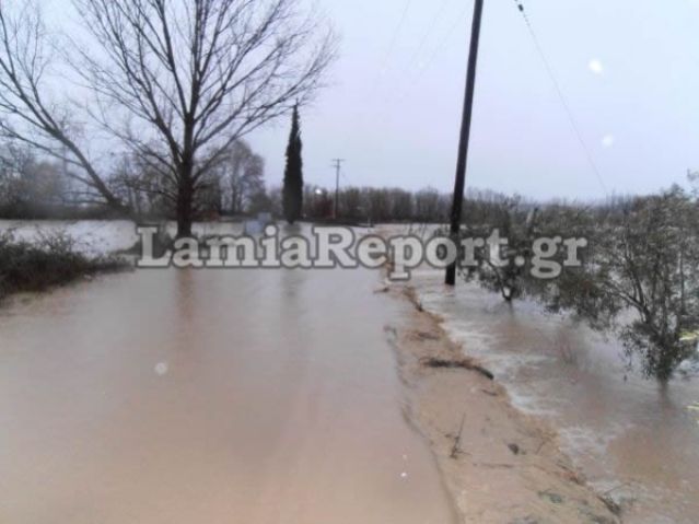 ΣΥΝΕΧΗΣ ΕΝΗΜΕΡΩΣΗ: Ποιοι δρόμοι είναι κλειστοί και ποια χωριά αποκλεισμένα - 