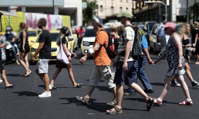 Κορωνοϊός: 3.928 κρούσματα σήμερα με 453 επαναλοιμώξεις - Στους 160 οι διασωληνωμένοι, 23 νέοι θάνατοι