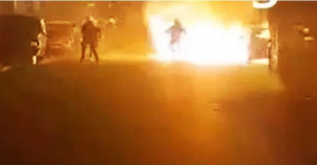 Επεισόδια στου Ρέντη: Ελεύθεροι και οι 424 προσαχθέντες για τον τραυματισμό του αστυνομικού από ναυτική φωτοβολίδα