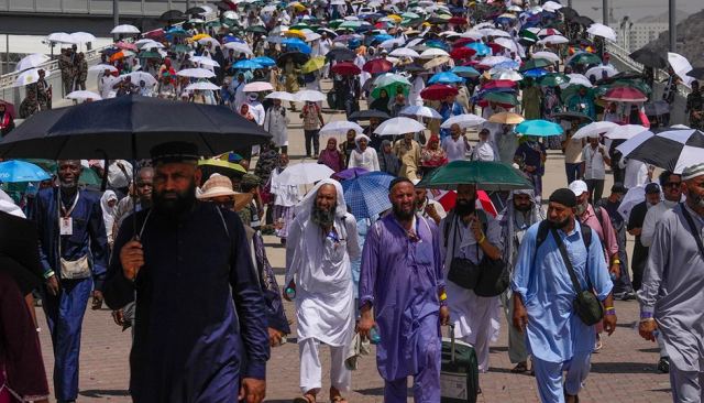 Ξεπερνούν τους 1.000 οι νεκροί στο προσκύνημα στη Μέκκα – Ο υδράργυρος έφθανε τους 51,8°C