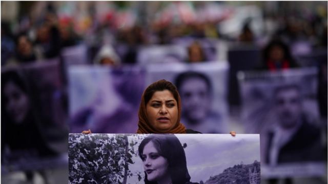 Νέες μεγάλες διαδηλώσεις στο Ιράν: «Βράζουν» τα Πανεπιστήμια για τον θάνατο της Μαχσά - Στους 83 οι νεκροί διαδηλωτές