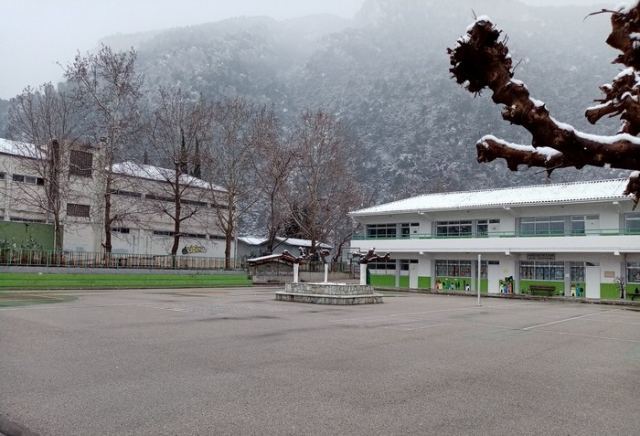 Παραμένουν σε κατάσταση έκτακτης ανάγκης πολιτικής προστασίας περιοχές του Δήμου Καμένων Βούρλων