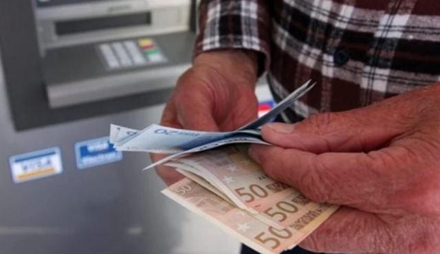 Γεωργιάδης: Συντάξεις μέσω Skype από τον e-ΕΦΚΑ - Πότε θα ανακοινωθεί ο νέος τρόπος έκδοσης