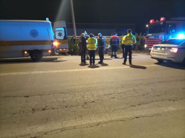 Ένας νεκρός σε τροχαίο στο δρόμο για τη Νίκαια (ΦΩΤΟ)