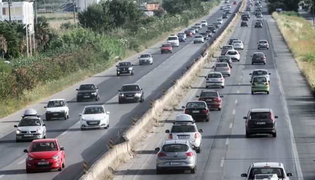Τέλη κυκλοφορίας με το μήνα: Η λύση για όσους σχεδιάζουν διακοπές με αυτοκίνητο