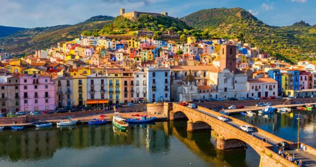 Πέντε μέρη στον κόσμο όπου οι άνθρωποι συχνά ζουν μέχρι τα 100 ή και περισσότερο - Οι συνήθειες και η διατροφή