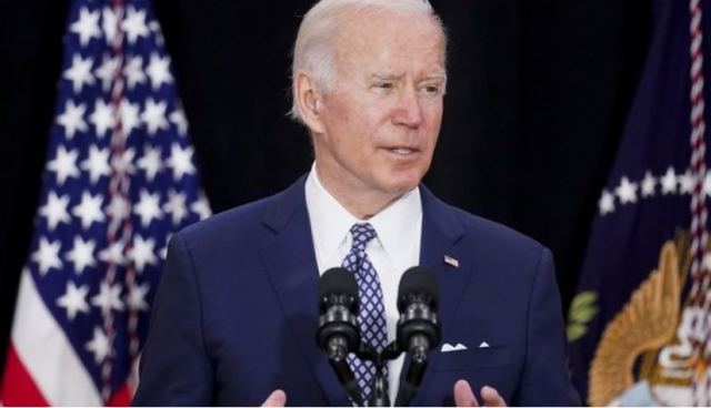 Μπάιντεν: Υπέγραψε το πακέτο βοήθειας 40 δισεκ. δολαρίων για την Ουκρανία