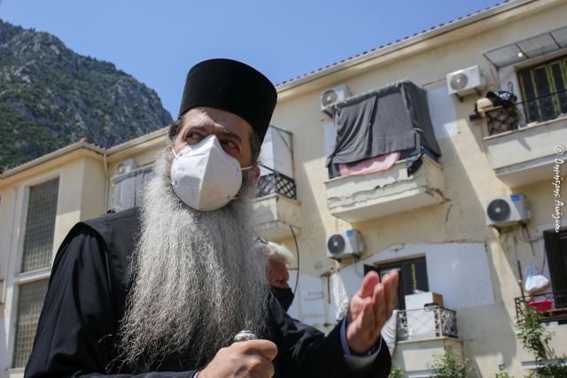 Εθελοντές για να βοηθήσουν τους πρόσφυγες από την Ουκρανία ζητεί η Ι.Μ. Φθιώτιδας