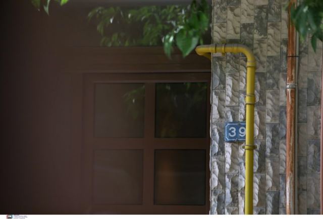 Γυναικοκτονία στο Κουκάκι: «Την είχε απειλήσει πολλές φορές» λέει ο αδερφός της 46χρονης