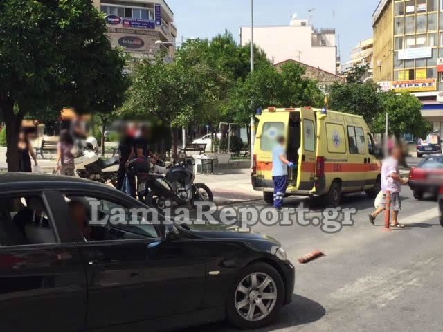 Λαμία: Έπεσαν καρεκλιές μεταξύ ρομά στην πλατεία Πάρκου