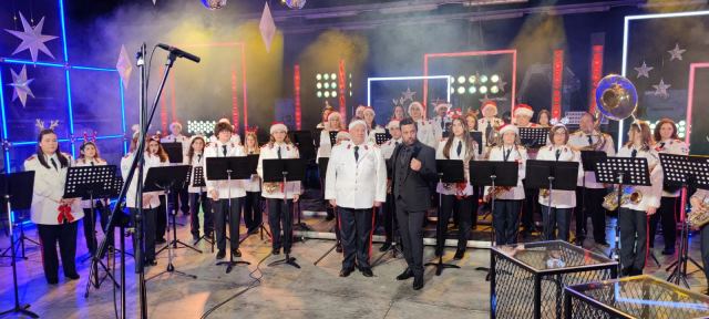 Απόψε Παραμονή Χριστουγέννων με τη Φιλαρμονική Λαμίας στο TV Open!