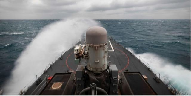 Ο κινεζικός στρατός ανακοίνωσε ότι παρακολουθεί τα αμερικανικά πολεμικά σκάφη που διαπλέουν το Στενό της Ταϊβάν