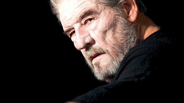 Πέθανε ο Γιάννης Βόγλης