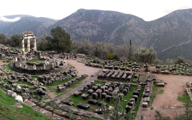 Κραυγή αγωνίας από τους ξενοδόχους των Δελφών