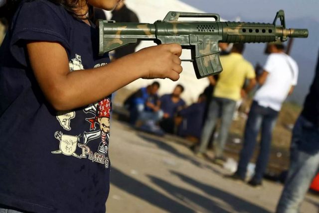 Γαλλία: Ο «ένοπλος με το καλάσνικοφ» στη Λιλ ήταν τελικά ένας 7χρονος με όπλο-παιχνίδι