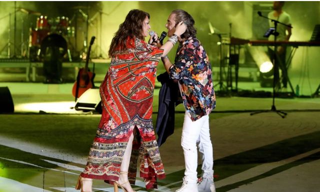 Καίτη Γαρμπή - Διονύσης Σχοινάς: 25 χρόνια μαζί - Η αξέχαστη πρόταση γάμου την παραμονή της Πρωτοχρονιάς του 1997