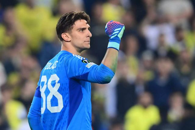 Τζολάκης και Ολυμπιακός συνεχίζουν μαζί