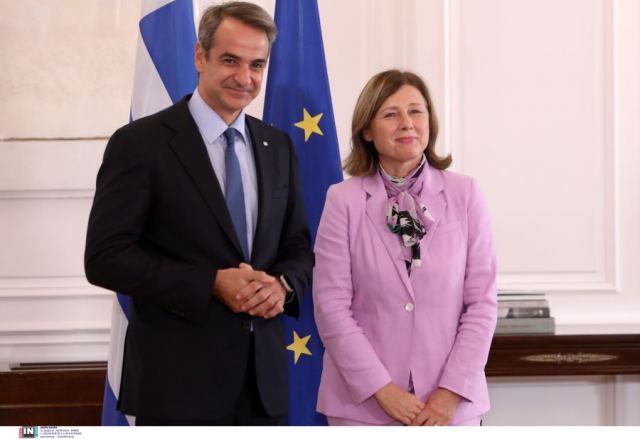 Μητσοτάκης σε Γιούροβα: Η κυβέρνηση έχει καθιερώσει πρόσθετες δικλίδες ελέγχου στις υπηρεσίες ασφαλείας