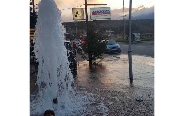 Έπεσε πάνω στον κρουνό - Δείτε το αποτέλεσμα!