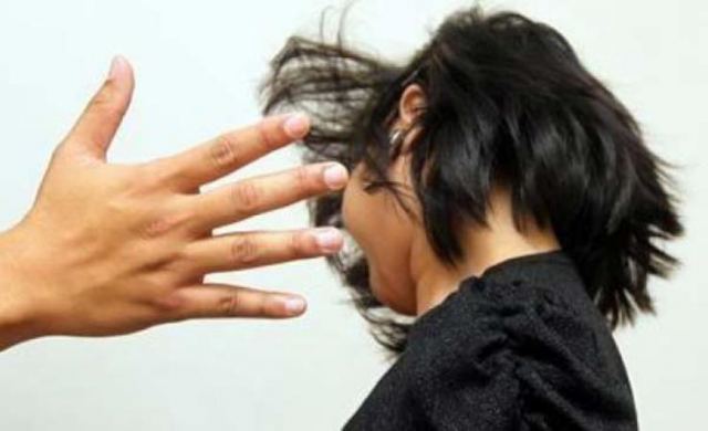 Αρνήθηκε να του κάνει rapid test στο νοσοκομείο και τη χαστούκισε