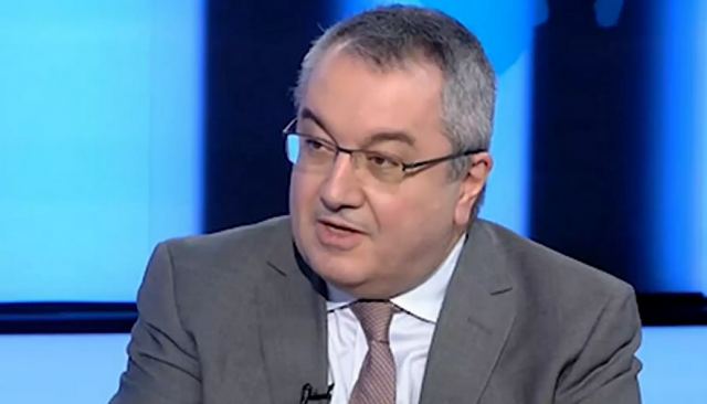 Μόσιαλος σε άνω των 60: Κάντε την 4η δόση πριν να είναι αργά - Μόλις 20% έχουν εμβολιαστεί