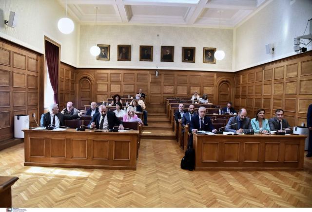 Χαμός στην Εξεταστική επιστροπή για τις παρακολουθήσεις! «Σκοτωμός» Κυρανάκη - Τζανακόπουλου και διακοπή της συνεδρίασης