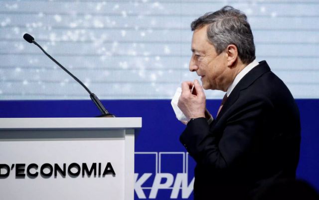 Σε τεντωμένο σχοινί η πολιτική σταθερότητα στην Ιταλία – Θα καταφέρει ο Ντράγκι να σχηματίσει νέα κυβέρνηση;