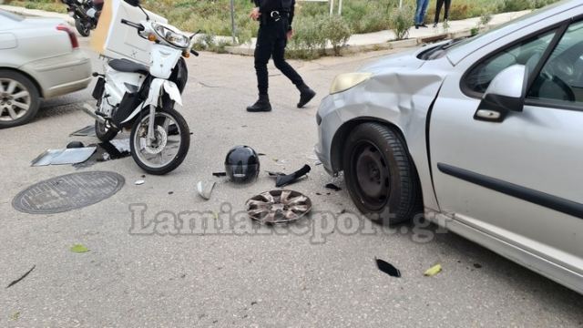 Λαμία: Τροχαίο με ντελιβερά σε διασταύρωση «καρμανιόλα» (ΦΩΤΟ-ΒΙΝΤΕΟ)