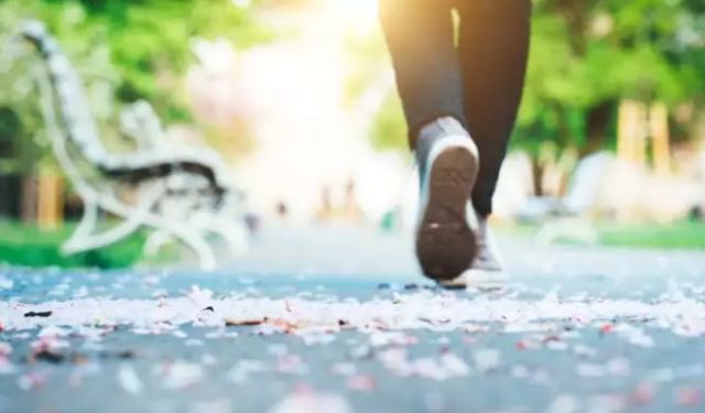 Περπάτημα: Τα οφέλη από 1.000 βήματα περισσότερα την ημέρα