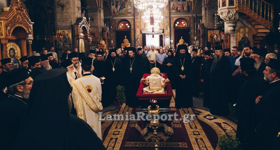 Λαμία: Σε λαϊκό προσκύνημα το σκήνωμα του Μακαριστού Νικόλαου